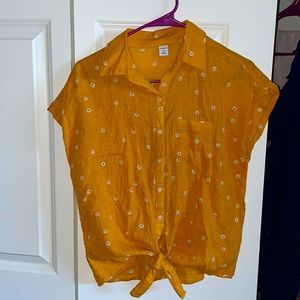 Old Navy Daisy Button-Up with Tie